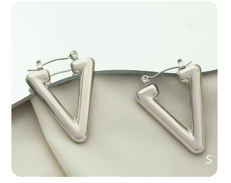 V hoops