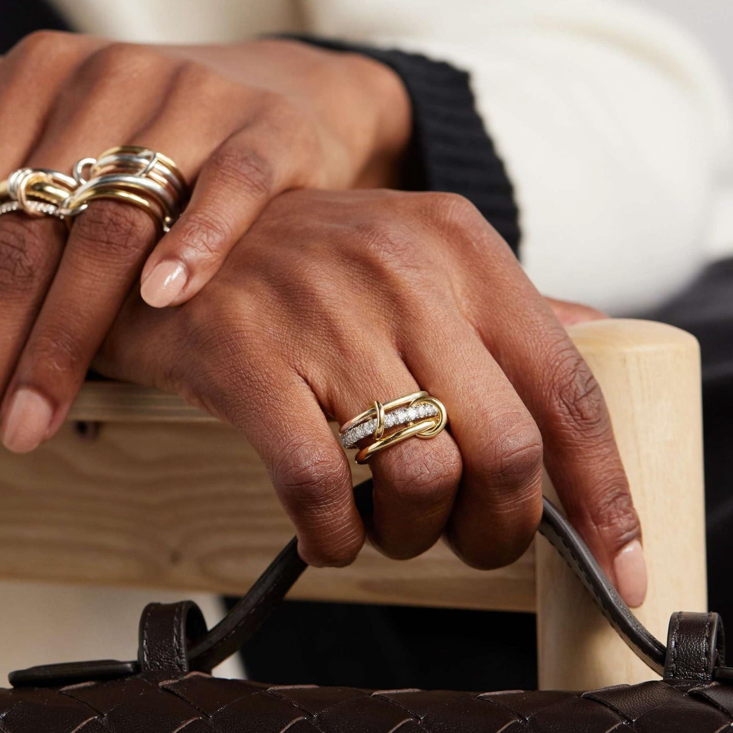 Interlocking rings