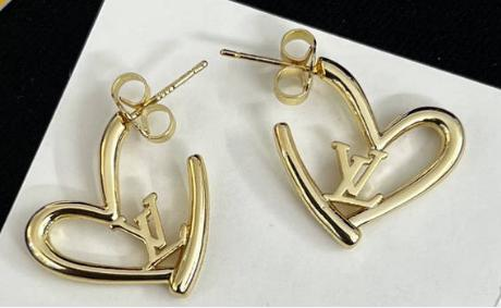 LV Love Hoops