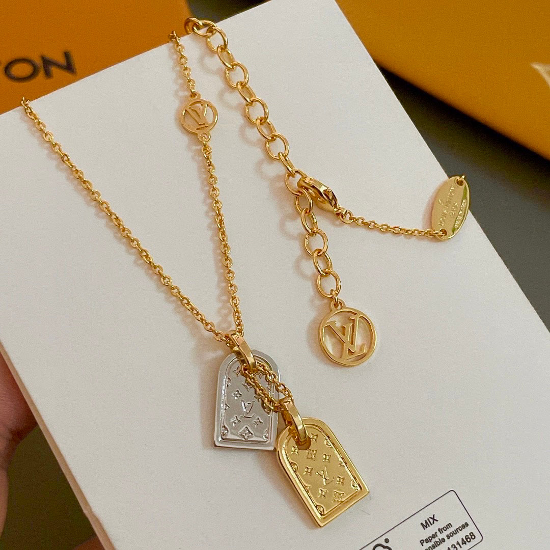 Two tone plate necklace
