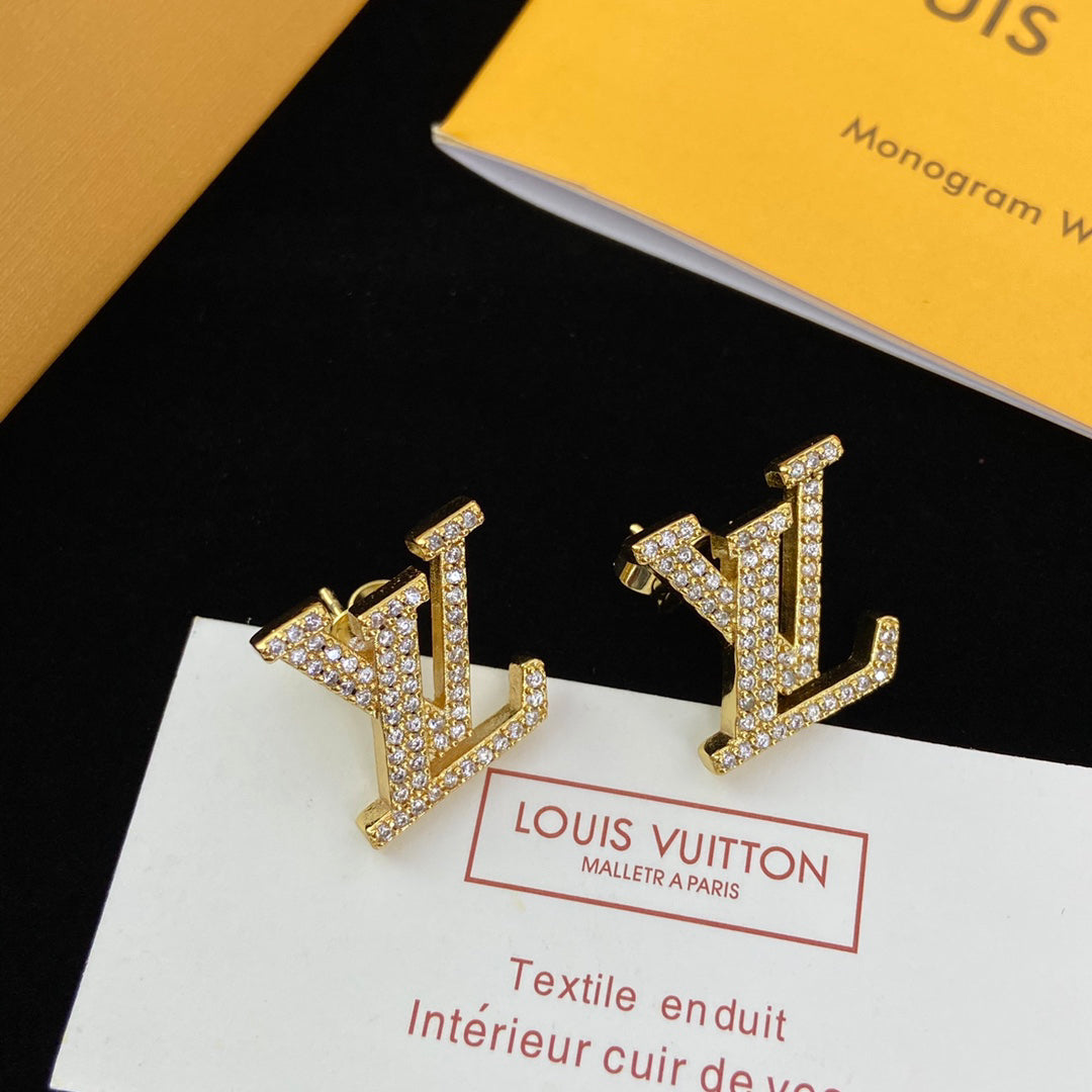 LV Sparkling Studs