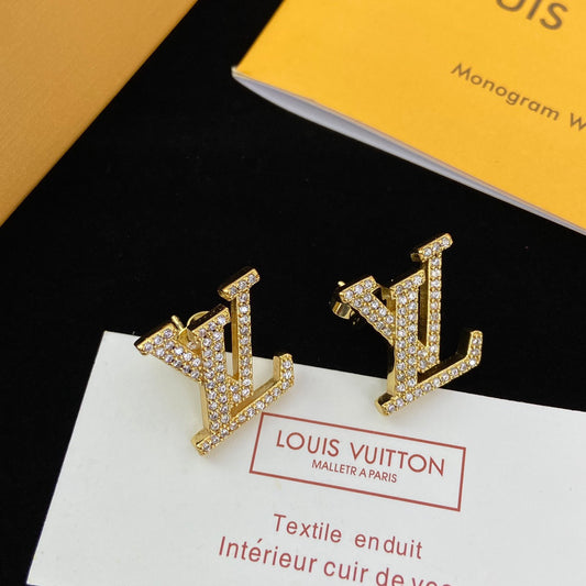 LV Sparkling Studs