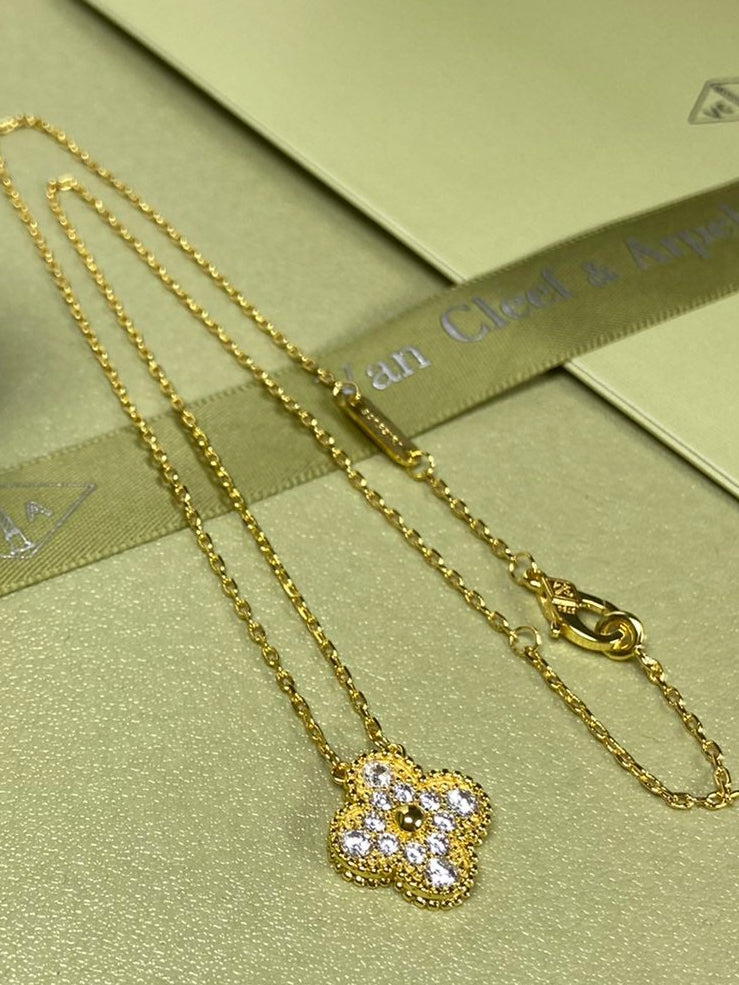 Brilliance Clover Necklace