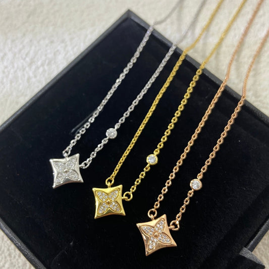 Blooming Star Necklace