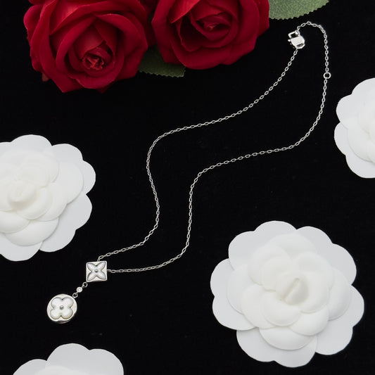 Creme filled necklace
