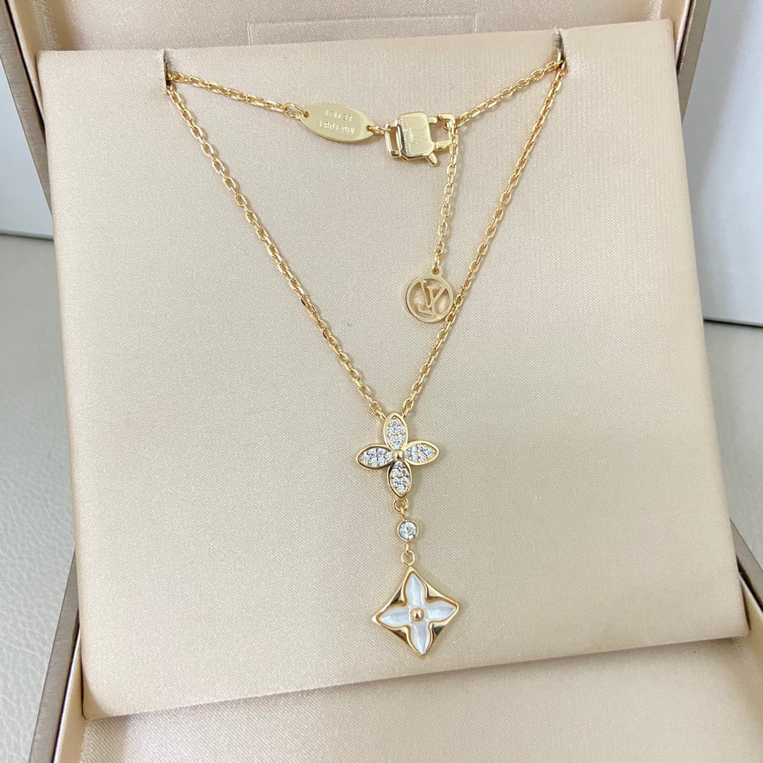 Beauty Bloom Necklace